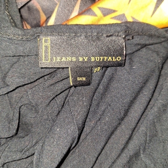 I Jeans by Buffalo small blouse - Picture 3 of 7